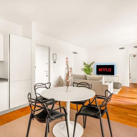Modern With Terrace & Garage By Ndp Rent Apartman Milánó Kültér fotó