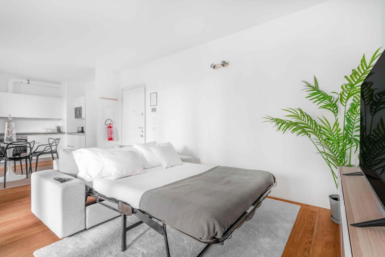 Modern With Terrace & Garage By Ndp Rent Apartman Milánó Kültér fotó